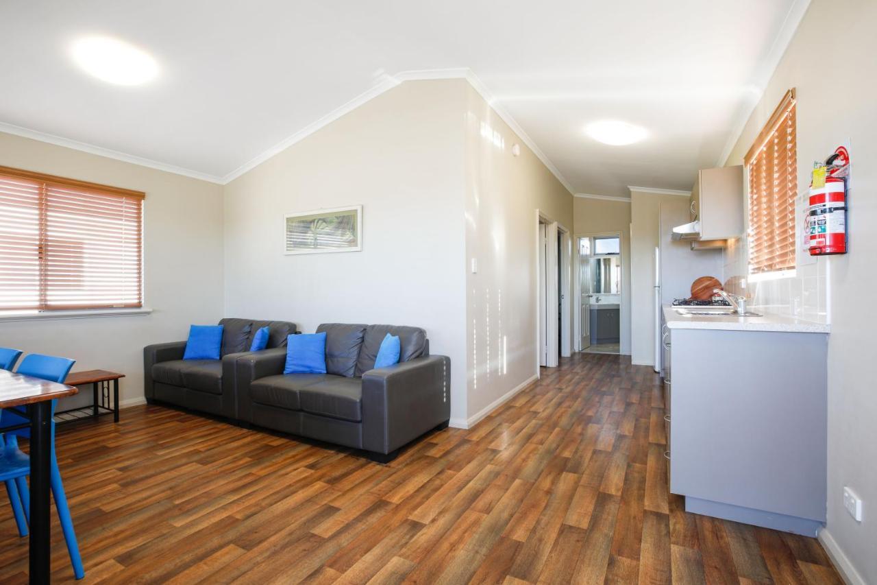 Kalbarri Tudor Holiday Park ภายนอก รูปภาพ