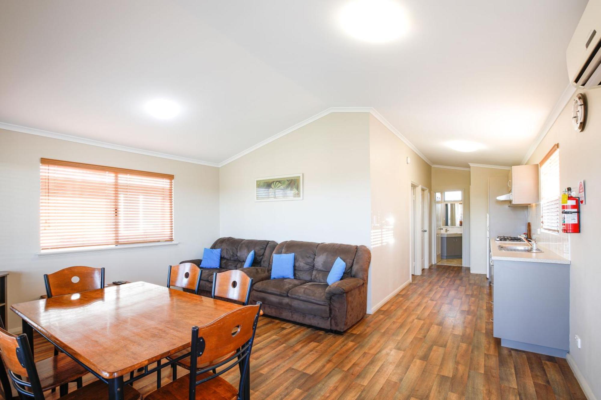 Kalbarri Tudor Holiday Park ภายนอก รูปภาพ
