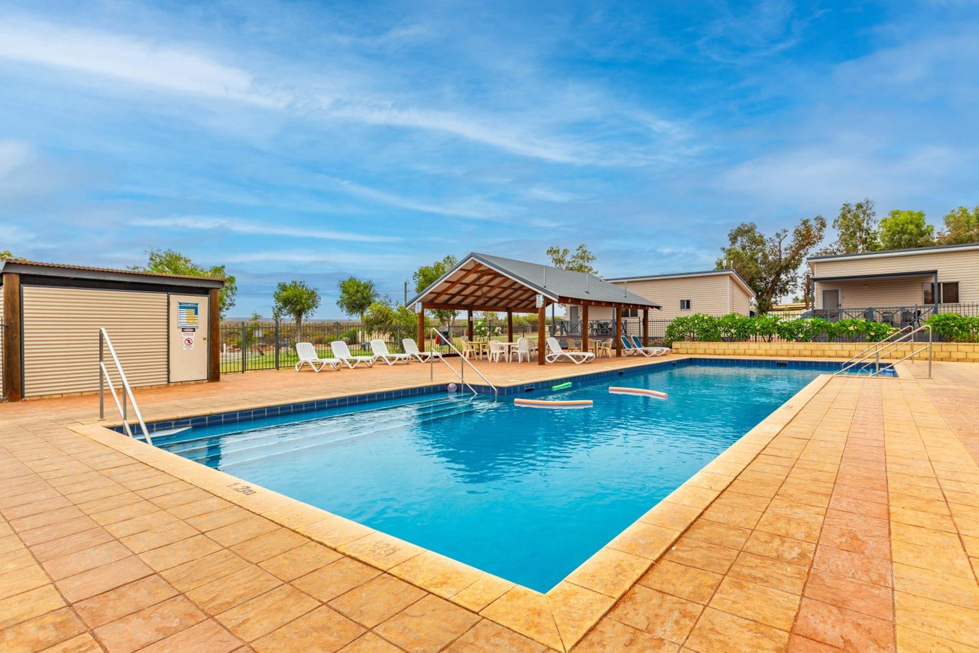 Kalbarri Tudor Holiday Park ภายนอก รูปภาพ