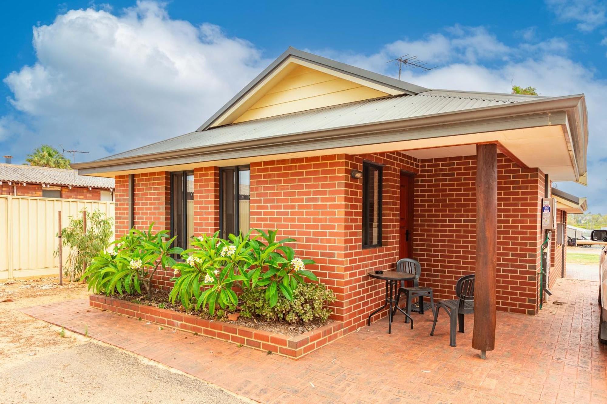 Kalbarri Tudor Holiday Park ภายนอก รูปภาพ